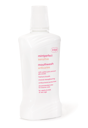 enjuague bucal anticaries para dientes sensibles